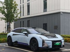 HiPhi Z Four-Seater - ფოტო 3