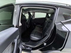 Tesla Model Y Long Range All-Wheel Drive - ფოტო 8