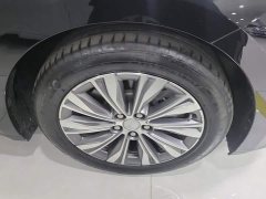 FAW Hongqi E-QM5 610km PLUS - ფოტო 6