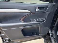 Toyota Highlander 2.0T AWD Knight Edition 7-Seater - ფოტო 7