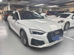 Audi A5 (Imported) Sportback 40 TFSI quattro Luxury Sport Edition - ფოტო 3