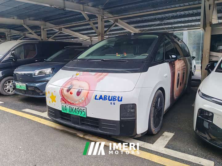 Li Auto MEGA Home Family Edition - ავტომობილი ჩინეთიდან
