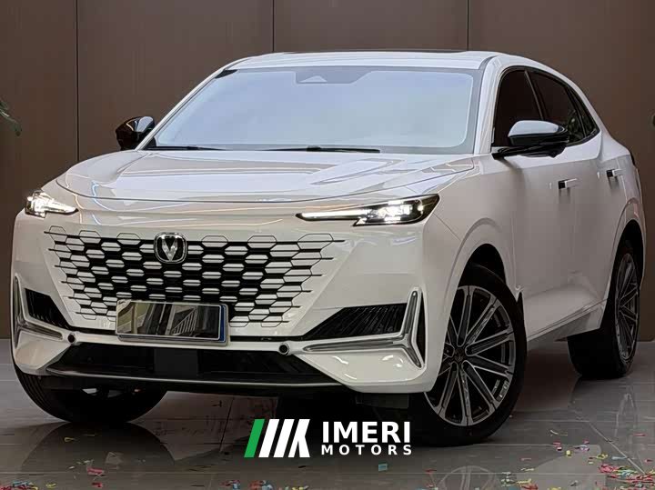 Changan UNI-K 2.0T Two-Wheel Drive Global Edition - ავტომობილი ჩინეთიდან