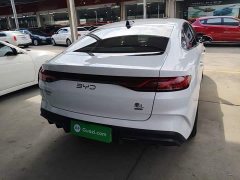 BYD Qin L DM-i Smart Drive Edition 120KM Superior - ფოტო 5