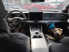 BYD Qin L DM-i Smart Drive Edition 120KM Superior - ფოტო 9
