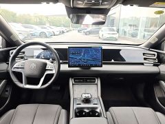 BYD Qin L DM-i Smart Drive Edition 120KM Superior - ფოტო 6