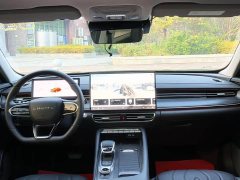 Chery Arrizo 8 PRO 2.0T DCT Luxury - ფოტო 16
