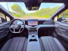BYD Song L DM-i Smart Driving Edition 112km Leading - ფოტო 9