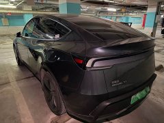 Tesla Model Y Long Range All-Wheel Drive - ფოტო 2