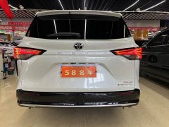 Toyota Sienna 2024 2.5L Hybrid AWD Premium - ფოტო 6