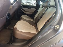 BYD Qin PLUS Glory Edition DM-i 55KM Leading - ფოტო 16