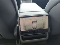 Tesla Model Y Rear-Wheel Drive - ფოტო 14