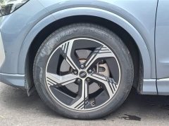 Audi Q4 e-tron 50 e-tron quattro Edition - ფოტო 20