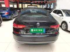 Volkswagen Passat 330TSI Luxury - ფოტო 5