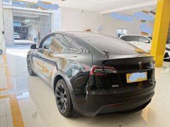 Tesla Model Y Long Range All-Wheel Drive - ფოტო 9