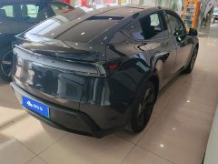 Tesla Model Y Rear-Wheel Drive Launch Edition - ფოტო 3