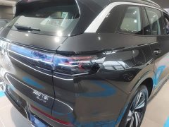 Volkswagen Lanhun 380TSI AWD R-Line Cruising Zhongxiang Edition - ფოტო 7