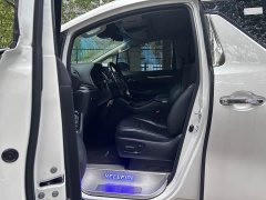 Toyota Vellfire 2021 Crown Hybrid 2.5L HV Luxury Edition - ფოტო 7