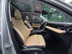 Geely Boyue L 1.5TD DCT Luxury - ფოტო 16