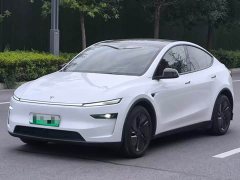 Tesla Model Y Rear-Wheel Drive Launch Edition - ფოტო 1