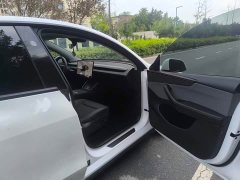 Tesla Model Y Rear-Wheel Drive Launch Edition - ფოტო 7