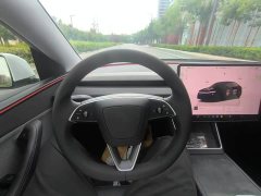 Tesla Model Y Rear-Wheel Drive Launch Edition - ფოტო 9