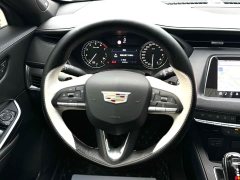 Cadillac XT4 28T FWD Luxury - ფოტო 10