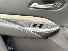 Cadillac XT4 28T FWD Luxury - ფოტო 16