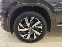 Volkswagen Taos 330TSI FWD 30th Anniversary Edition - ფოტო 10