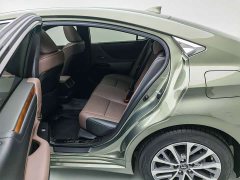 Lexus ES 200 Luxury - ფოტო 10