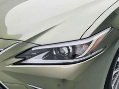 Lexus ES 200 Luxury - ფოტო 17