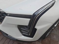 Cadillac XT4 2024 28T FWD Luxury - ფოტო 5