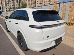 Li Auto L7 Pro - ფოტო 9