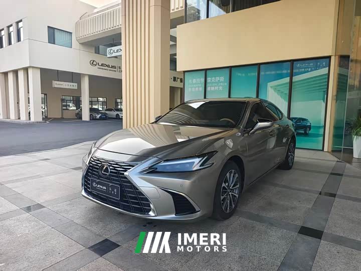 Lexus ES 200 Premium Edition - ავტომობილი ჩინეთიდან