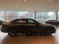 Audi A4L 2025 200 Million Units Joyful Edition 40 TFSI Luxury Dynamic - ფოტო 3