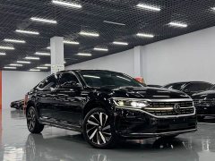 Volkswagen Passat 2023 330TSI Luxury - ფოტო 3