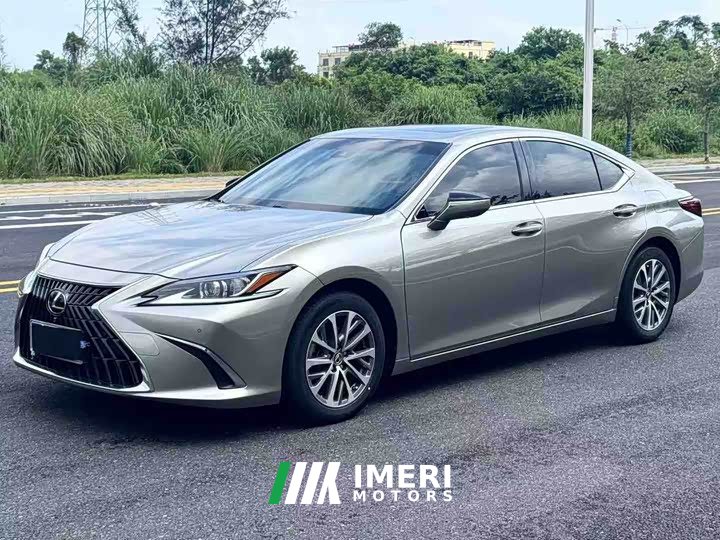 Lexus ES 260 Excellence Edition
