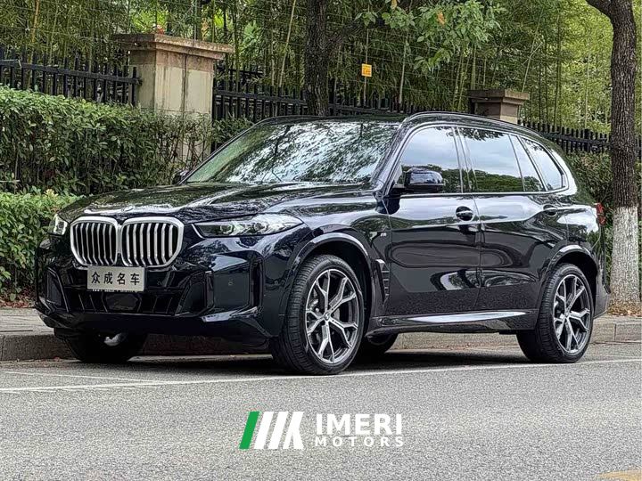 BMW X5 xDrive 30Li M Sport Luxury Night Edition Package