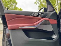 BMW X5 xDrive 30Li M Sport Luxury Night Edition Package - ფოტო 12