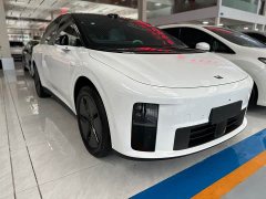 Li Auto i6 2025 Two-Wheel Drive Standard - ფოტო 2