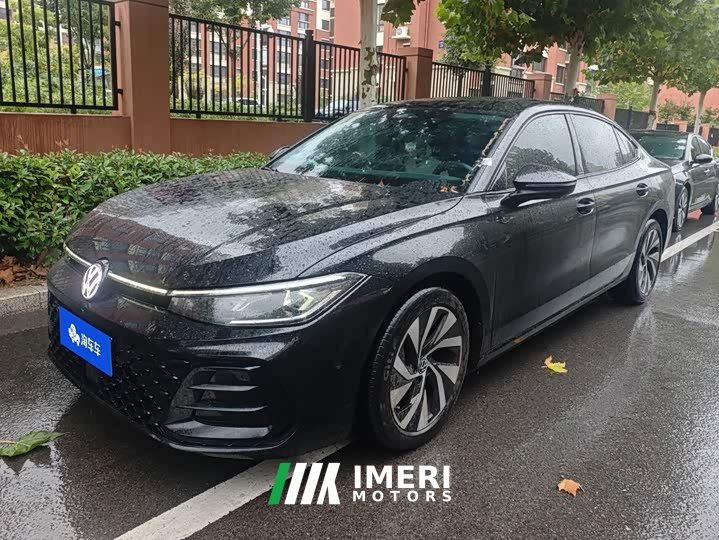 Volkswagen Passat Pro 380TSI Starry Sky Dragon Edition