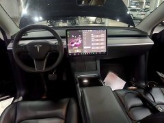 Tesla Model Y Rear-Wheel Drive - ფოტო 9