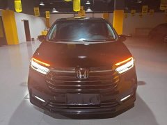 Honda Odyssey 2022 2.0L e:HEV Sharp Radiance Edition - ფოტო 2