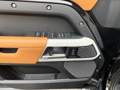 Land Rover Defender 110 3.0T P400 X-DYNAMIC HSE - ფოტო 10