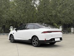 XPeng P5 550E - ფოტო 13