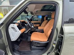 Land Rover Defender 2023 Facelift 110 3.0T P400 Dark Edition - ფოტო 4