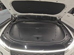 Li Auto ONE 2021 Extended Range 6-Seater - ფოტო 19