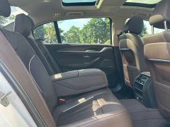 BMW 5 Series 530Li Leading Edition Luxury Package - ფოტო 11