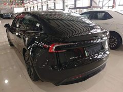 Tesla Model 3 Rear-Wheel Drive - ფოტო 4