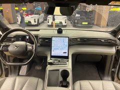 NIO ES8 2020 415KM Signature Edition Six-Seater - ფოტო 13